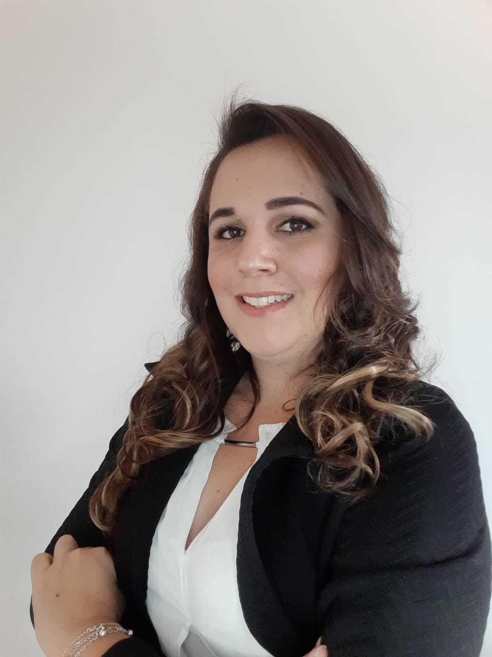   Psicóloga Helena Cristina Nicolete Augusto 